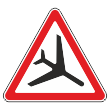 Дорожный знак 1.30 «Низколетящие самолеты» (металл 0,8 мм, II типоразмер: сторона 900 мм, С/О пленка: тип Б высокоинтенсив.)
